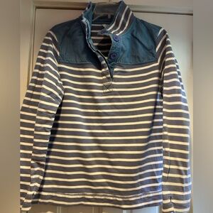 Crown & Ivy Curvy  Knit Top